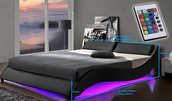 Size Soft Upholstered Bed王のPUのLEDの頭板との総合的な革カーブの形を組み立てる