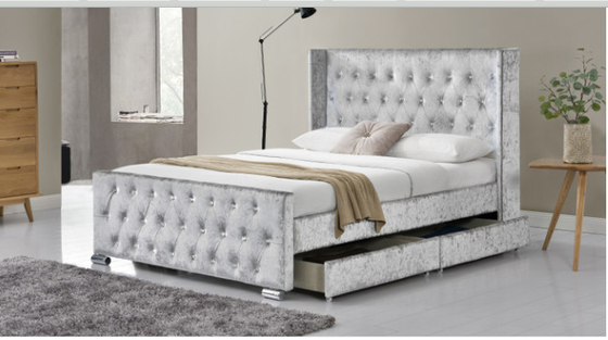 LEDライトとダイヤのボタンを備えたTufted ストレージ velevtベッド
